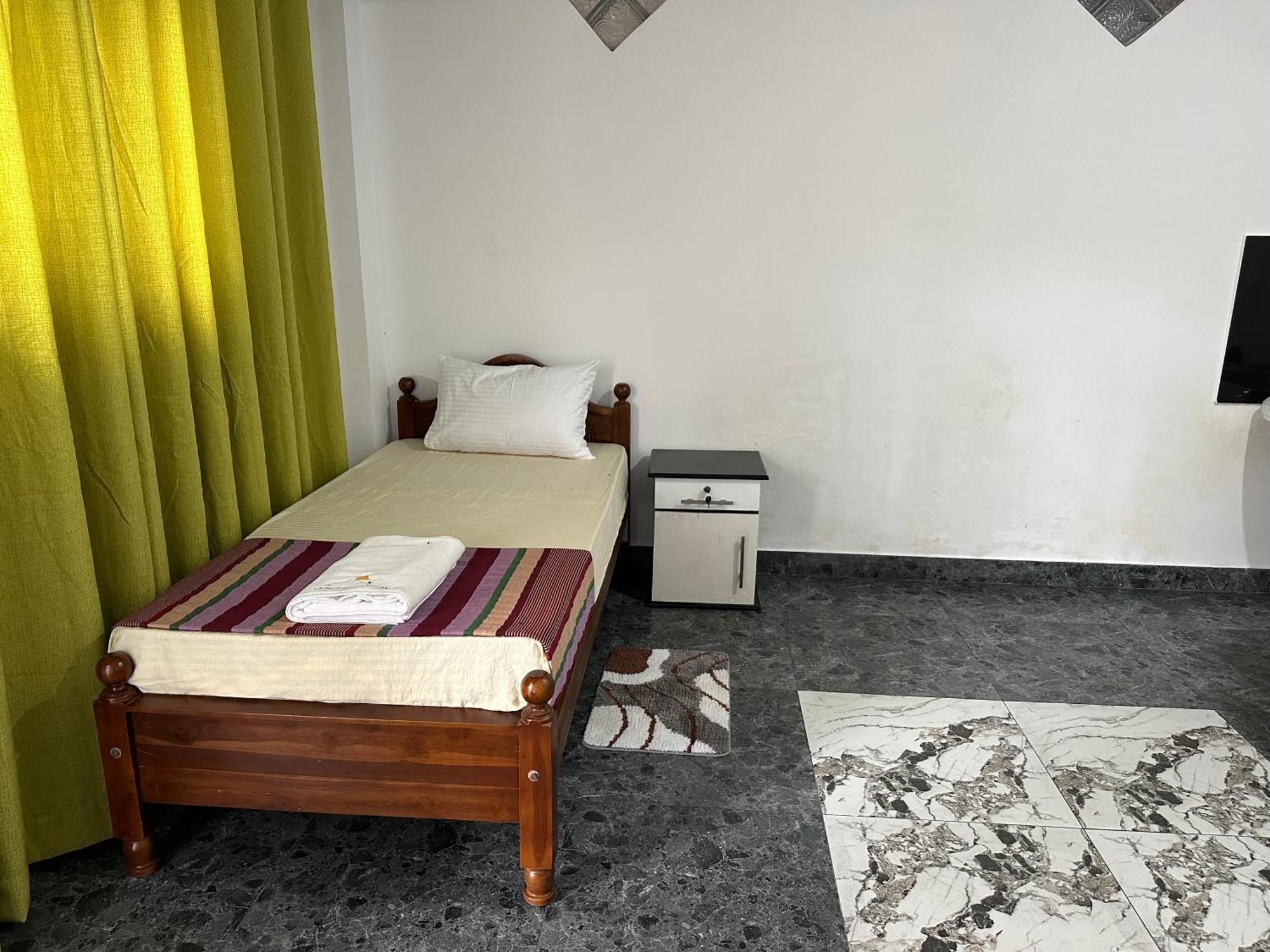 Golden Stars Hotel דמבולה מראה חיצוני תמונה