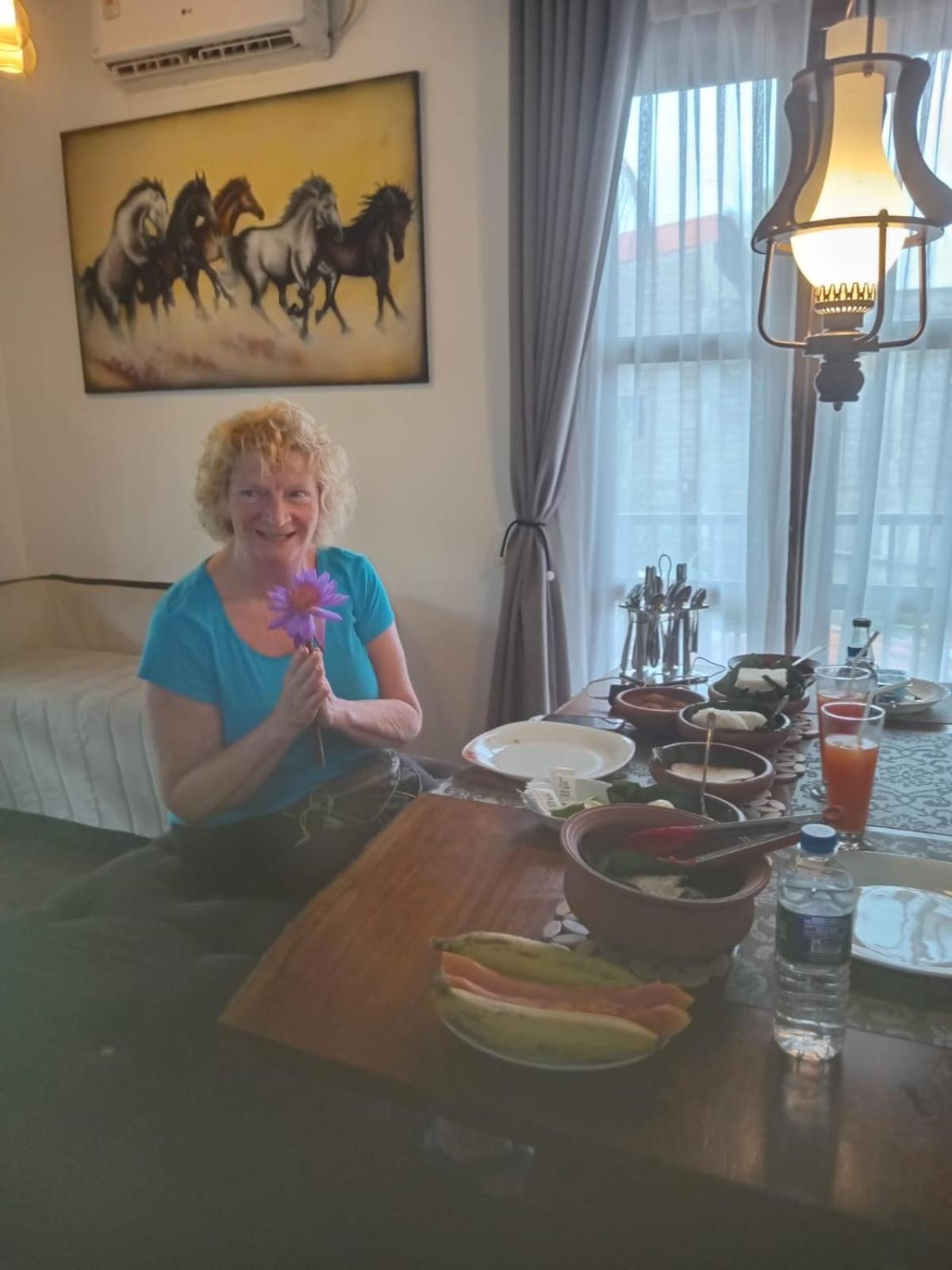 Golden Stars Hotel דמבולה מראה חיצוני תמונה